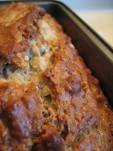 Banana bread photo credit http://www.flickr.com/photos/aloalosabine/1389588286/